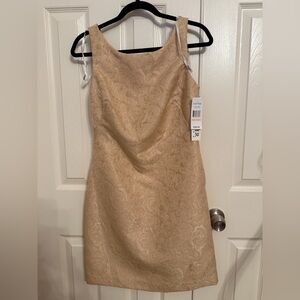 Kay Unger Floral Patterned shimmering gold Beige Mini Dress 2